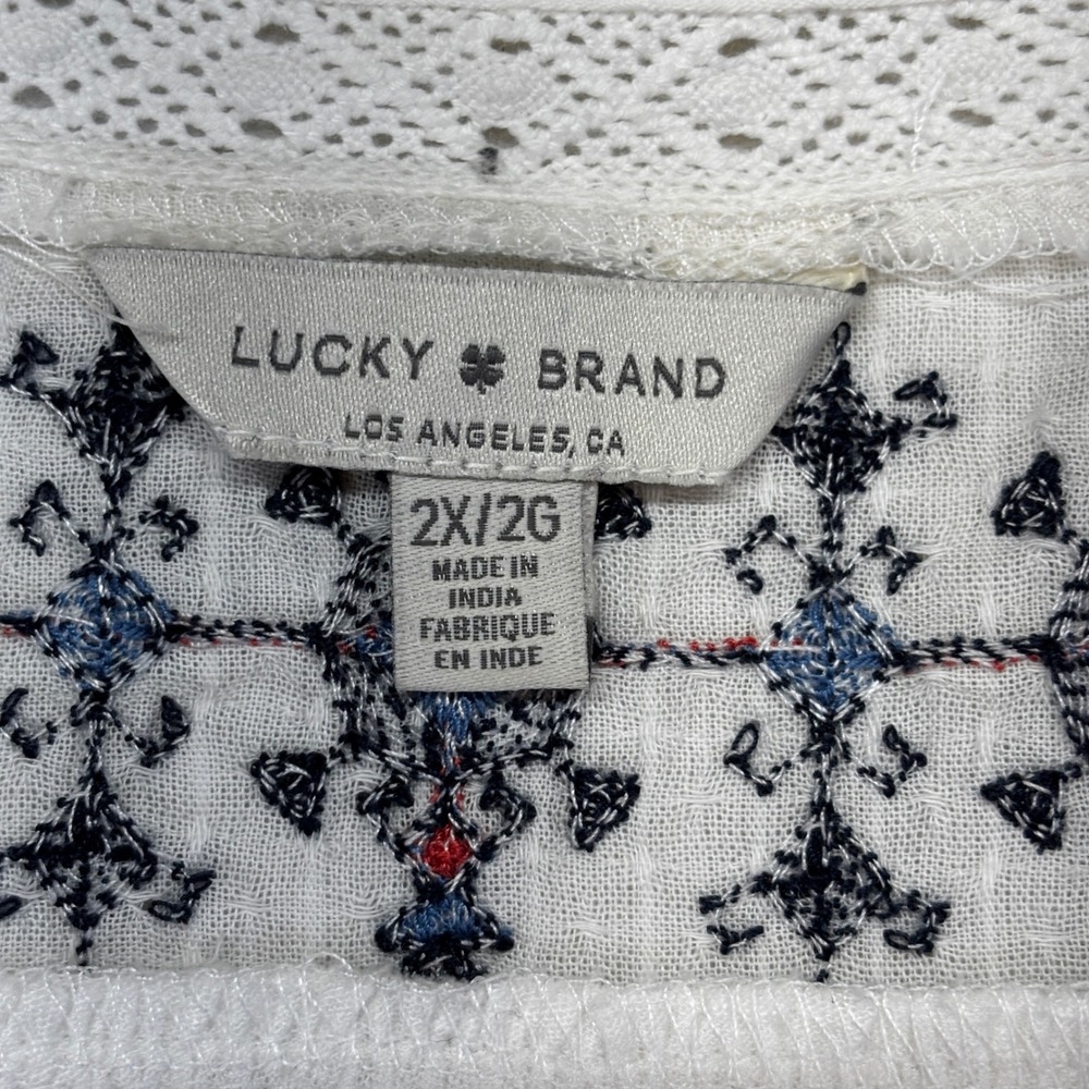 Lucky Brand Tank Top Bundle Women 2X White Navy Boho Embroidered Paisley Tassels - Picture 5 of 11
